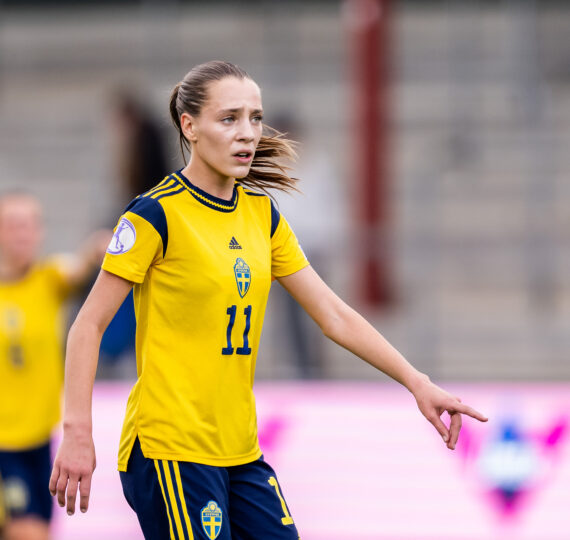 Augusta Priks, Paula Broddner Klingspor och Ida Frodestedt till F18-landslaget